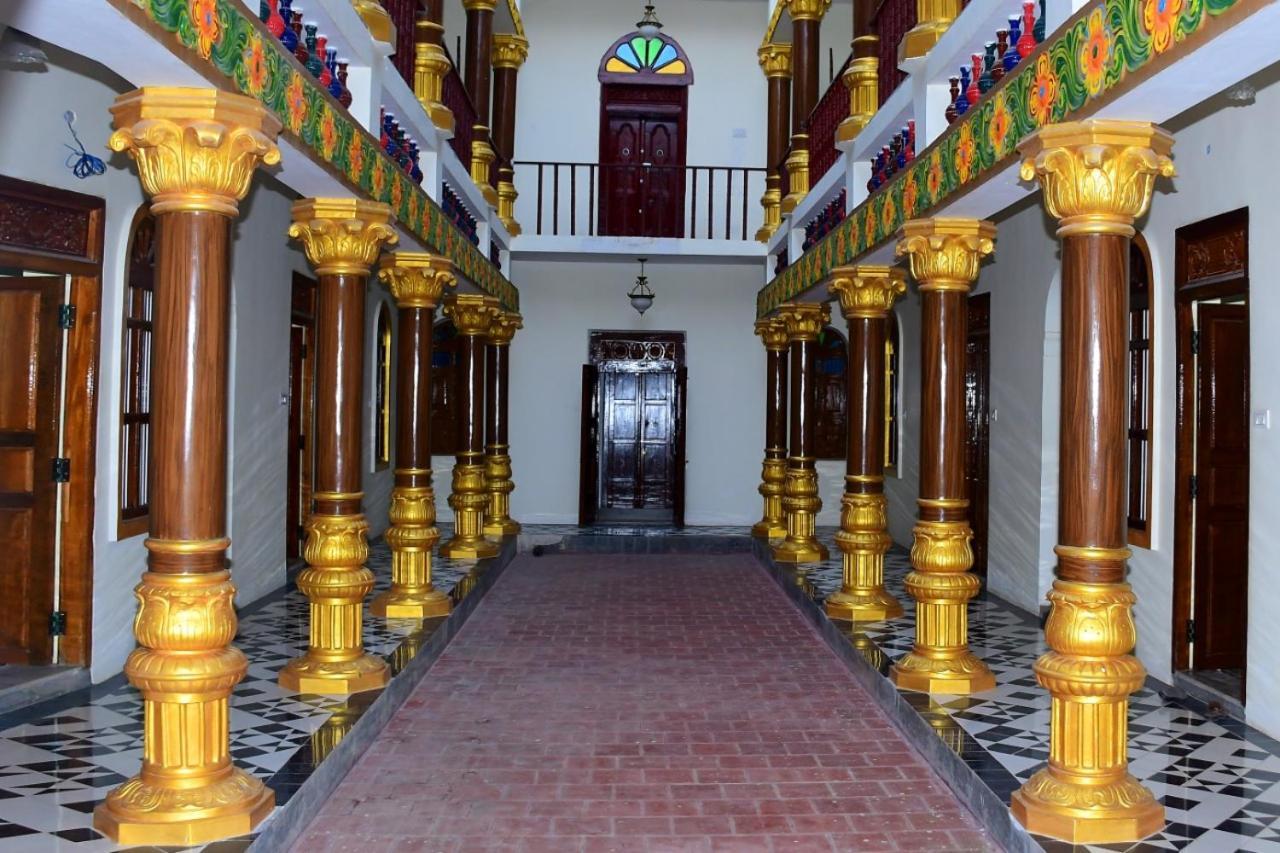Chettinad Manor Ξενοδοχείο Kānādukāttān Εξωτερικό φωτογραφία
